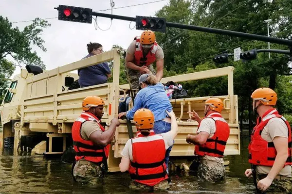 harvey-evacuation1-1024x512.jpg